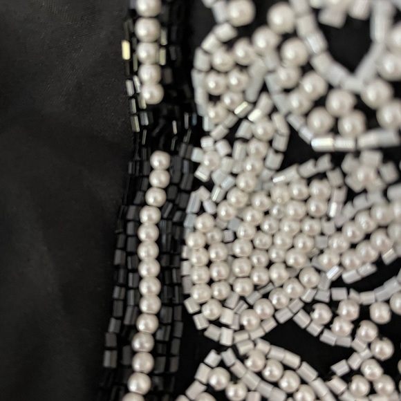 Laurence Kazar Black White Beaded Sequins Vintage Scalloped Sleeve Blouse Size M - Picture 8 of 8